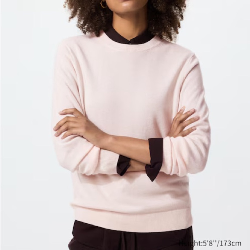 Uniqlo 100% Cashmere Crewneck Sweater Light Pink